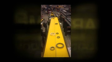 Carousel Conveyor with Separate Belts in One Frame