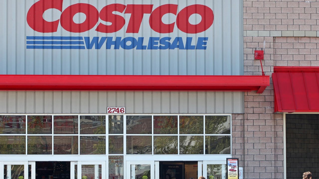 Hidden Camera Captures Debate Over Costco’s Future Hidden Camera Captures Debate Over Costco’s Future