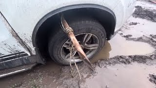 Will it work? Self Recovery without winch from slippery mud