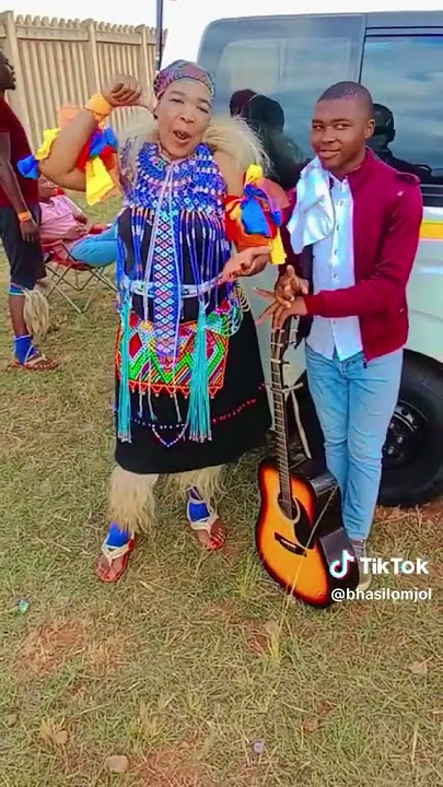 ibhasi Lomjolo feat buselaphi