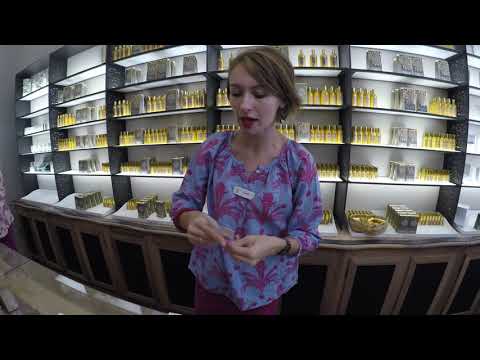 Video: Museum Parfum Fragonard di Paris