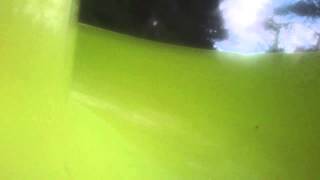 Pe Test De Caméra Dans Un Toboggan...