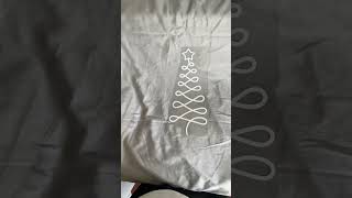 Let’s make a family santa sack! You just need heat transfer vinyl, a velvet sack and a hest press! #
