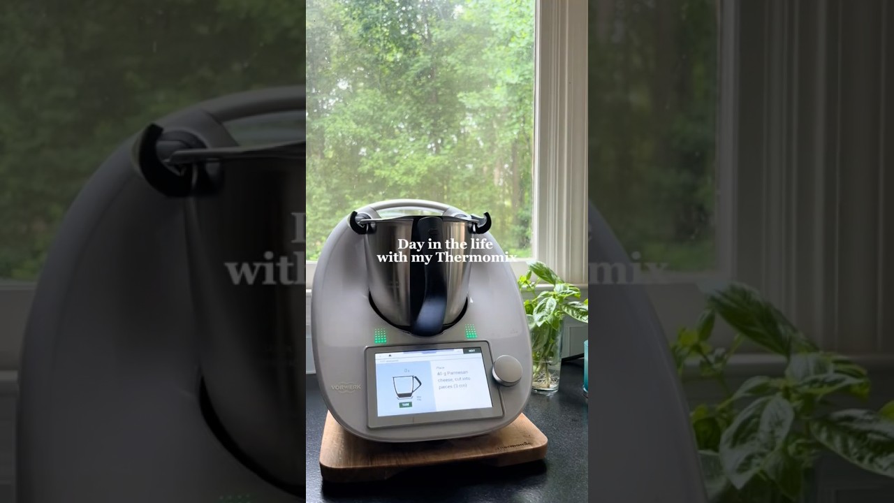 From morning eggs to dessert, the TM6® makes the kitchen feel completely seamless. 