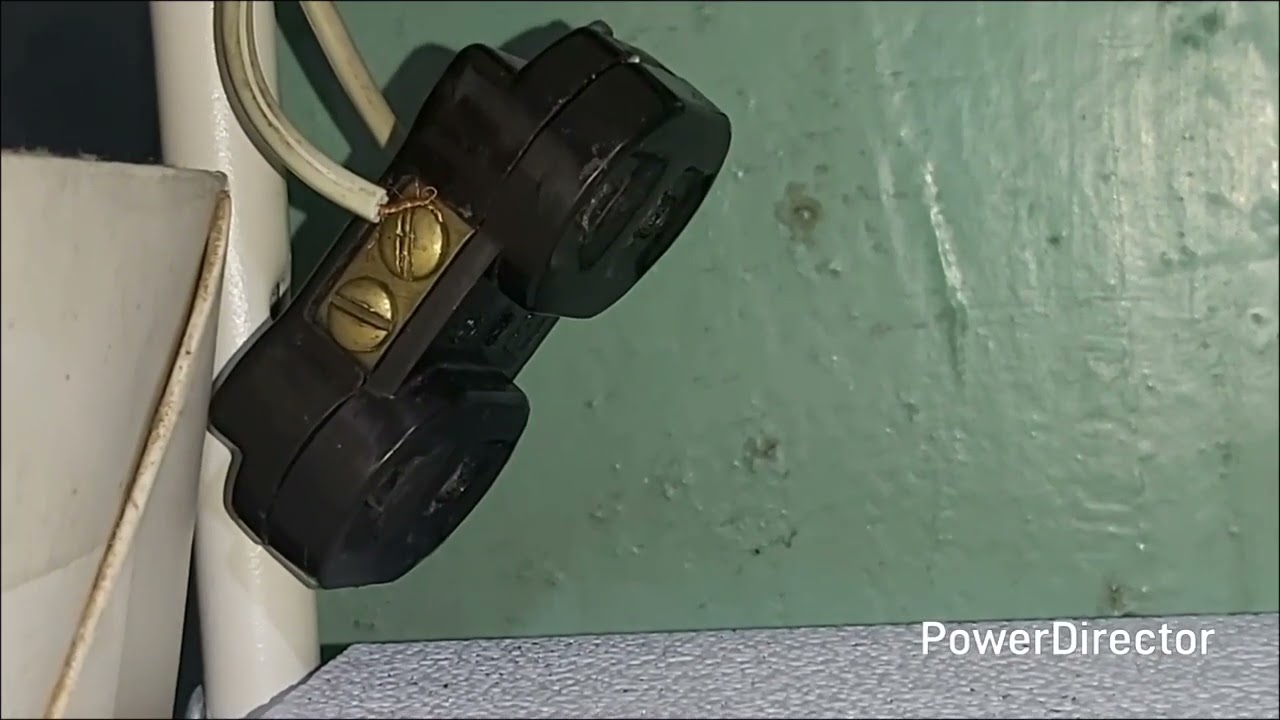 How to Remove Duplex Receptacle