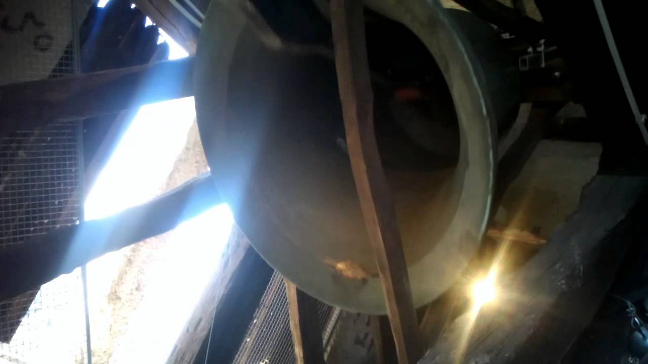 Opoldansko zvonjenje na Blejskem otoku