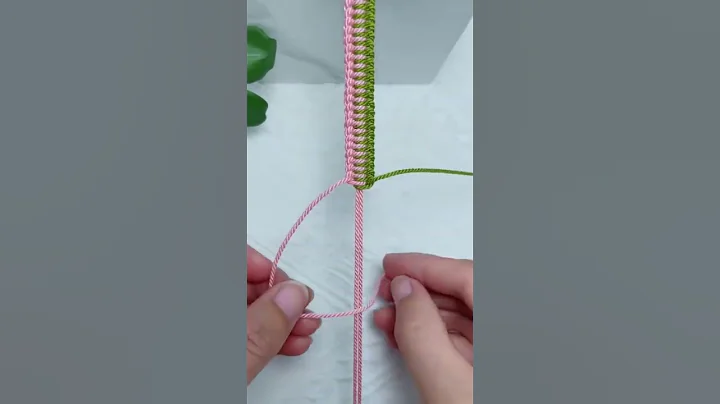 A simple way to weave bracelets that everyone knows #diy #diyideas #diycraft