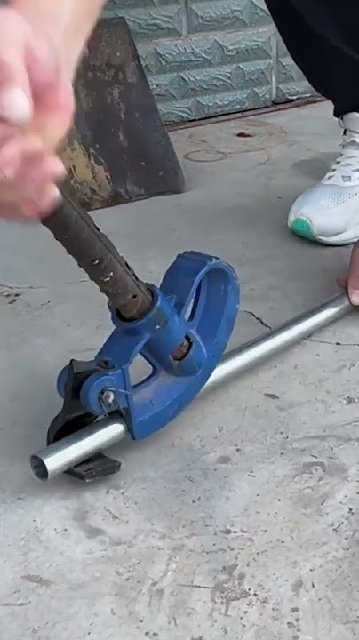 This is  tool for bending iron paralon with this tool it is very easy for us to work in bending iron