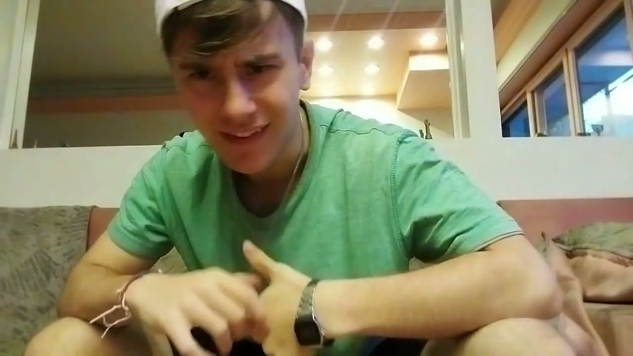 HOLA YOUTUBE