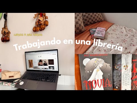 Trabajando en una librería!!🤎🍂