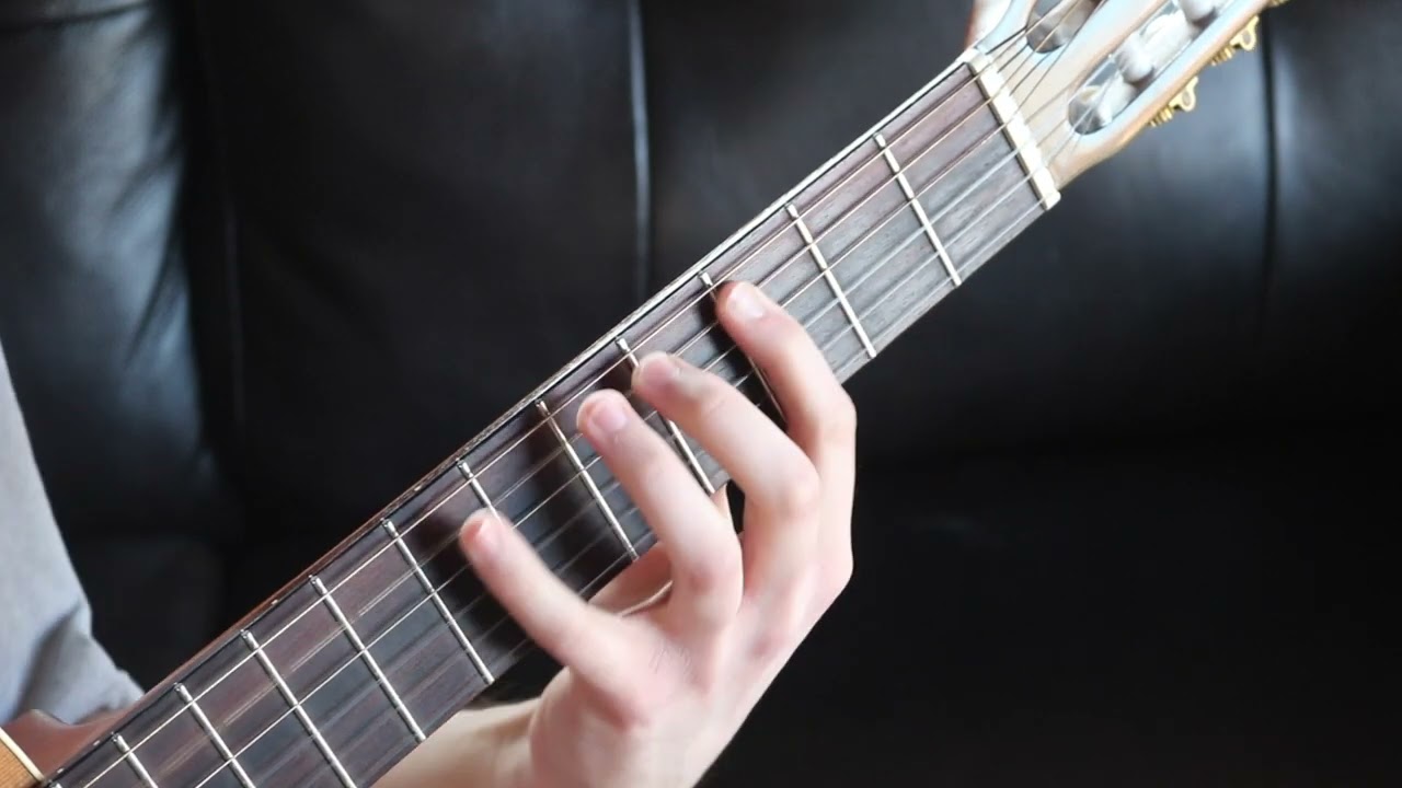 20 seconds of shredding on a nylon string - YouTube