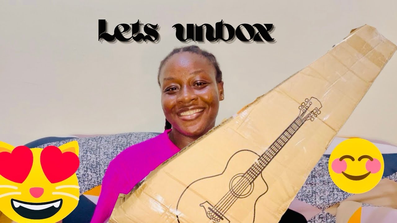 Unbox my new acoustic guitar with me 🤍