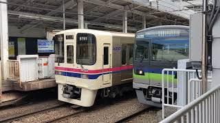 都営新宿線10−300形10−499編成　東大島駅発車シーン。