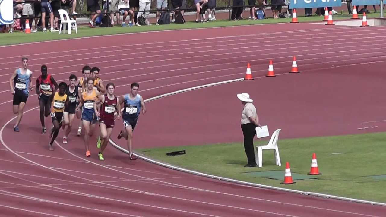 Australian Junior Athletics Championships, Perth 2013 U16 800m Qualifying Heat 2 YouTube