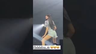 Lisa twerk