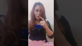 Download Lagu Amelia gomez MP3