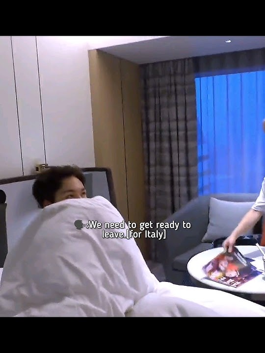 Vernon not opening door for SEVENTEEN will always be ICONIC๐คฆ๐ปโโ๏ธ๐ #seventeen#Seungkwan#hoshi#vernon