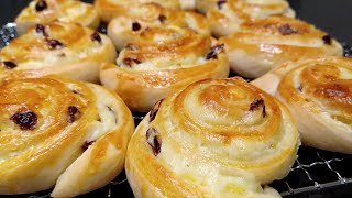 Cranberry Cream cheese roll ||@quemoni5050 Cranberry Cream cheese roll ||@quemoni5050