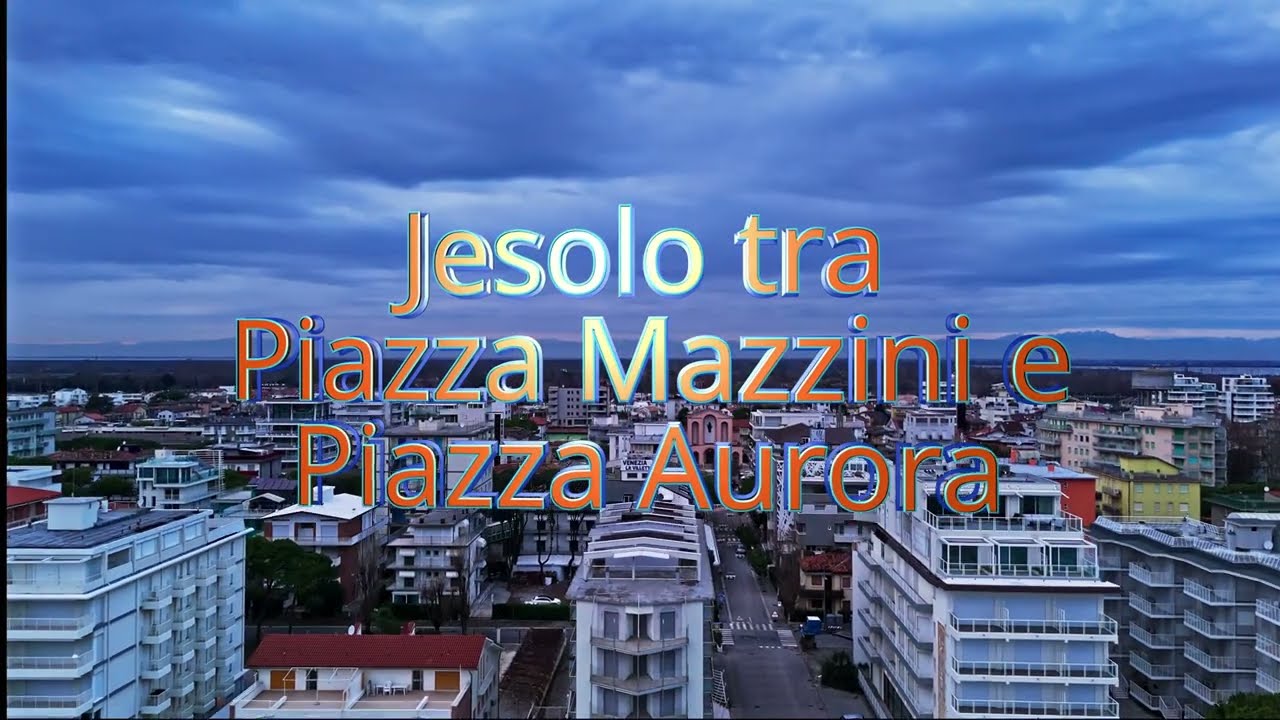 Jesolo - Piazza Mazzini e Piazza Aurora - by Giovanni Rosin - John