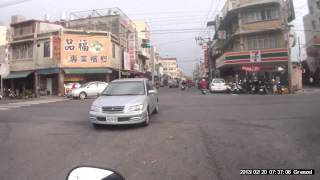 二輪路權系列分享 - 白牌機車路口免待轉