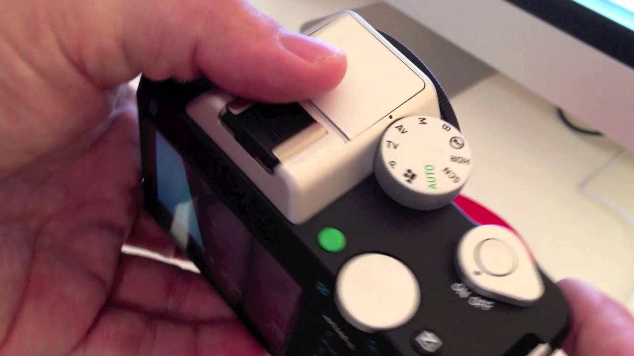 Quick 1st Look: The Pentax K-01