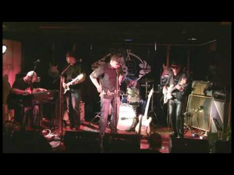 Messing with the Kid - Bobby Bee & the BJ's - live...