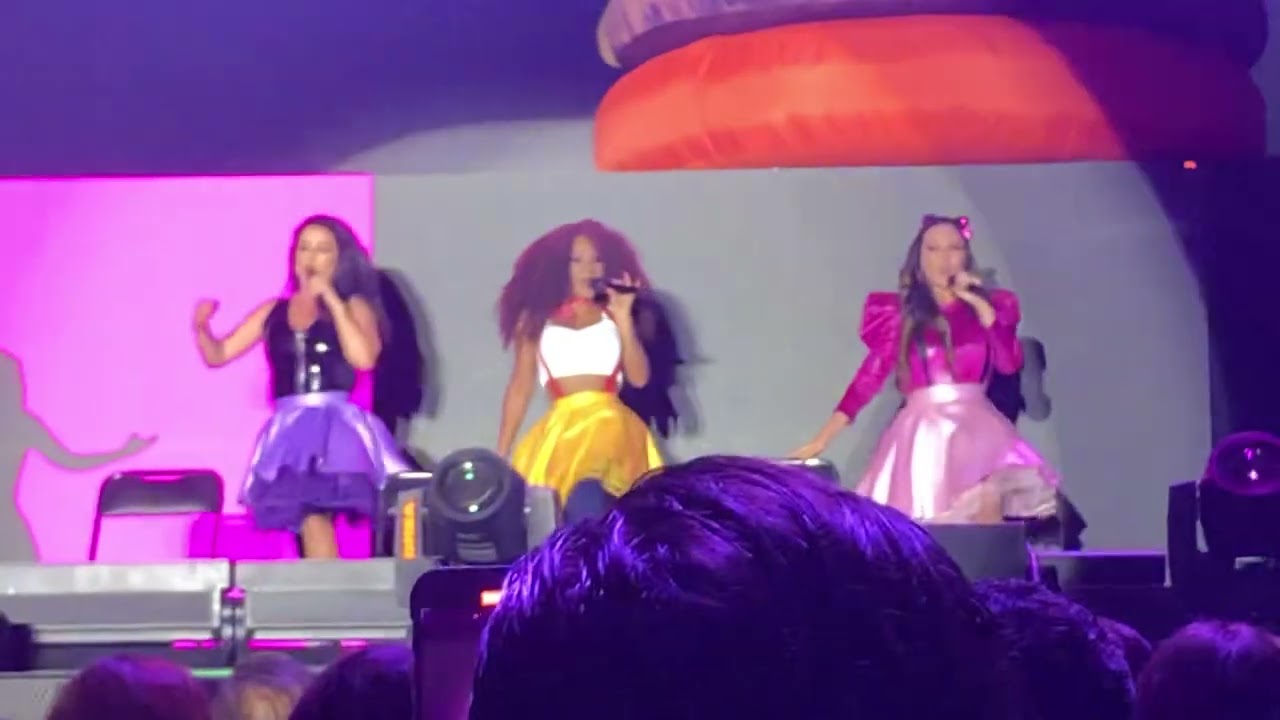 OV7 - Medley La Onda Vaselina (Fiestas de Octubre 03/10/23)