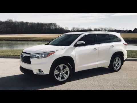 (2014-2019) Замена лампочки номерного знака Toyota Highlander