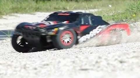 traxxas slash 4x4 slow mo