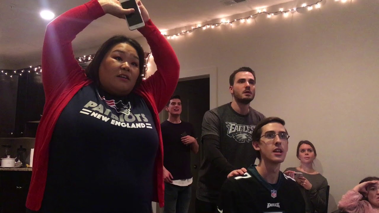 Eagles Fans React To Last Plays Of Super Bowl 52 #FLYEAGLESFLY - YouTube