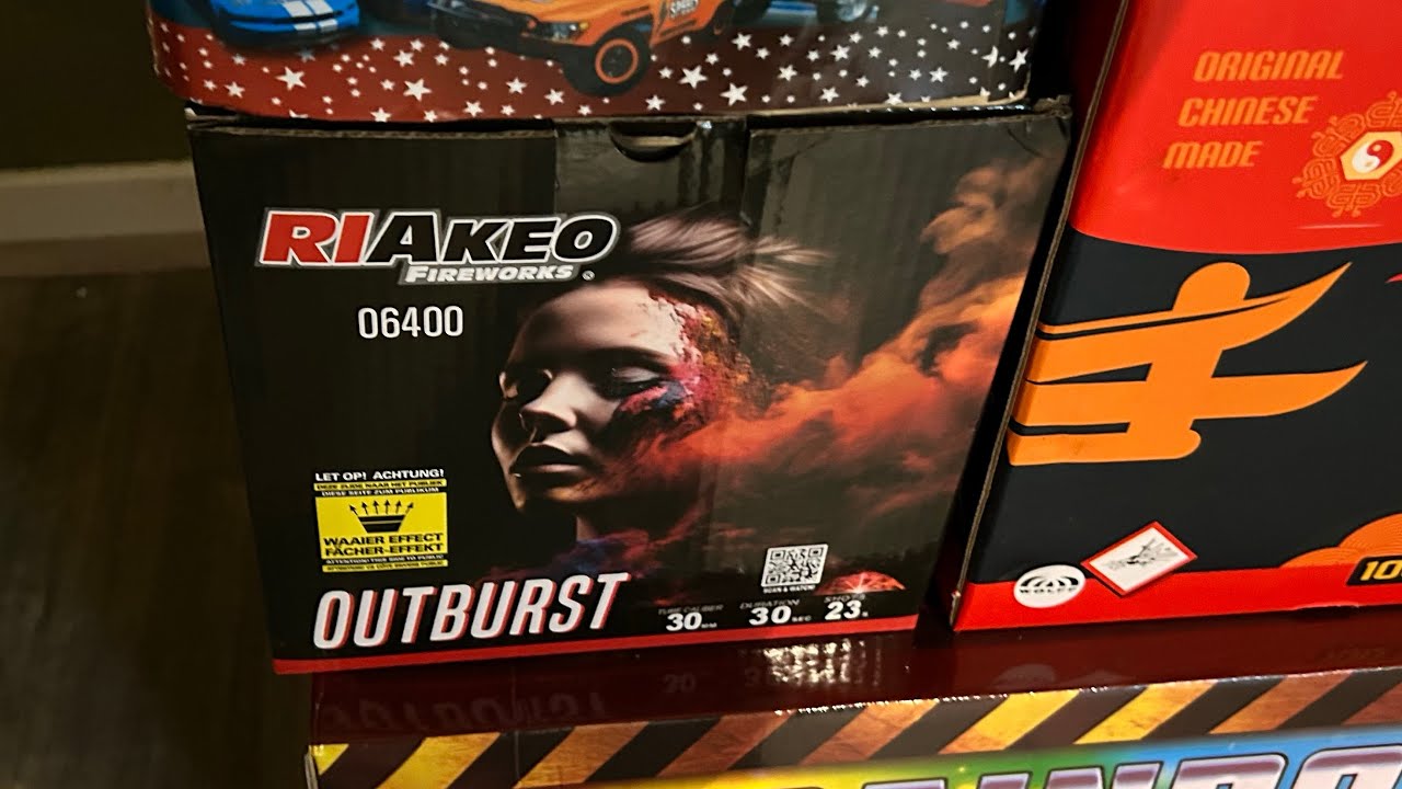 Outburst • Riakeo Fireworks • Oud en Nieuw 24/25