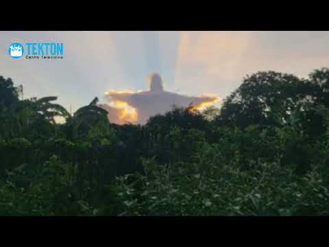 Vídeo: La Imagen De Jesucristo Apareció En El Cielo De Colombia - Vista Alternativa