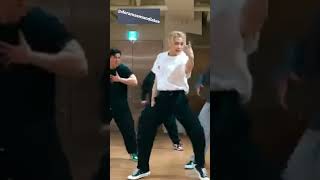 Moon Bin bailando durante los ensayos  #MoonBin #ensayo #bailando  #doramasmundiales #ternura