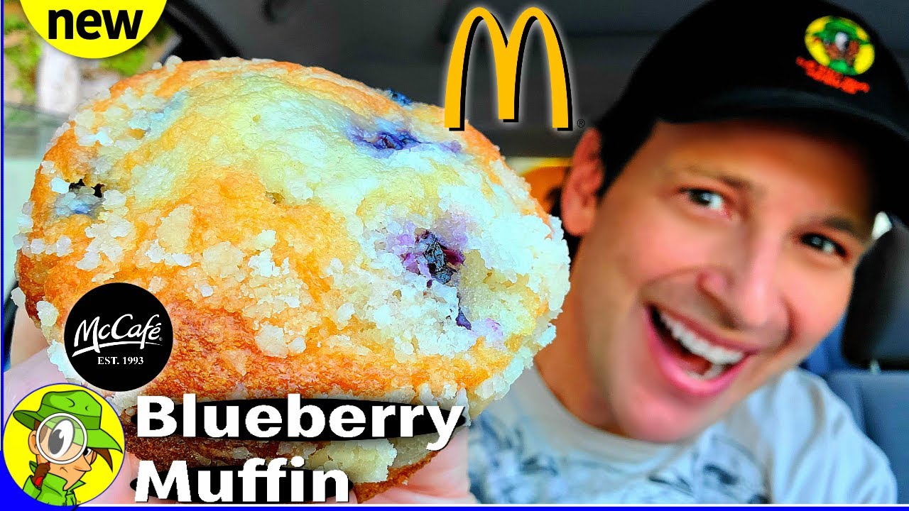 McDonald's® BLUEBERRY MUFFIN Review 🧁🌅 McCafé® Bakery 👨‍🍳 Peep THIS