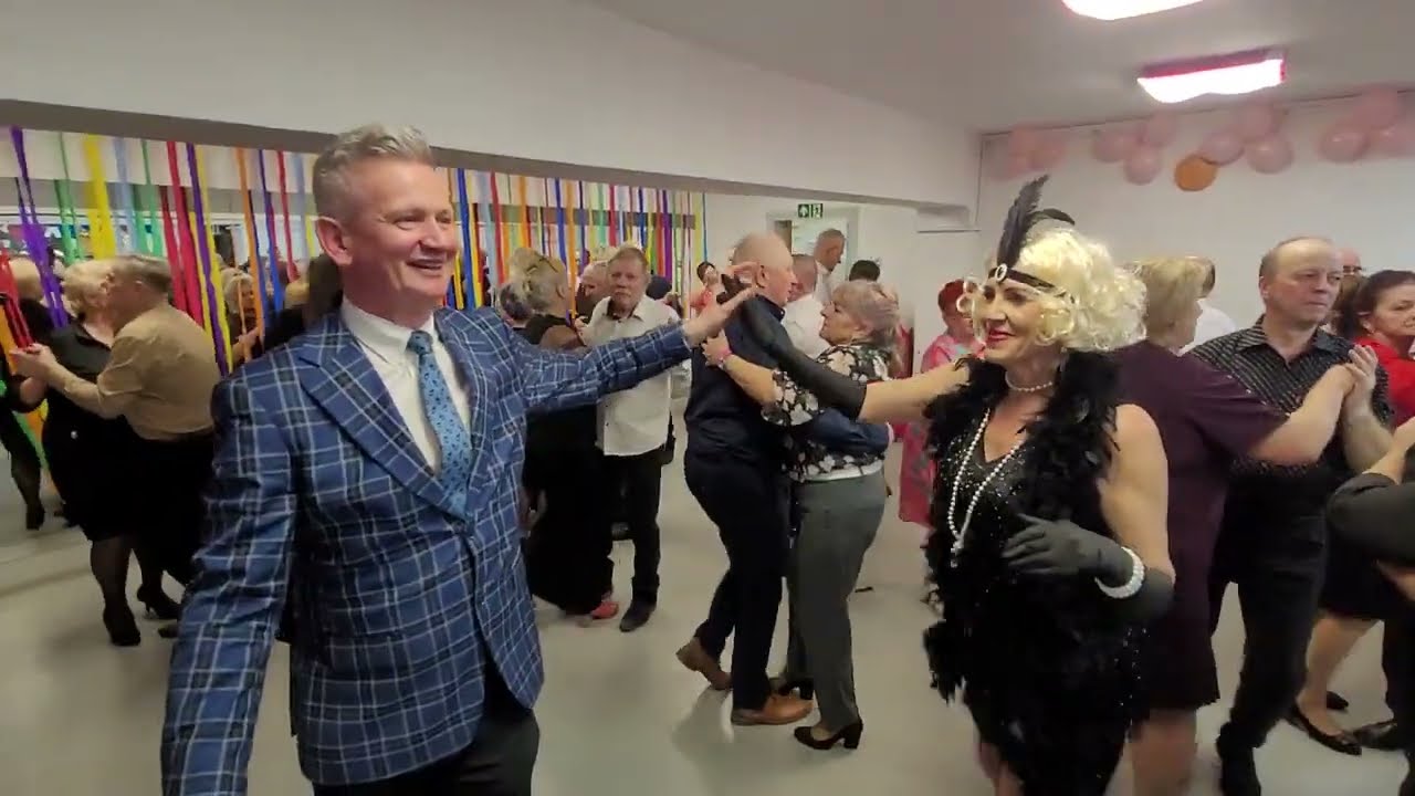 17 stycznia 2026 CZARUJĄCA Królowa Karnawałowego BALU z Kapelą Stąporkowską w D K Zwoleniu 