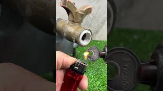 Agora ficou mais fácil, usei uma chave de porta para resolver esse problema #reels #dicas #tecnica