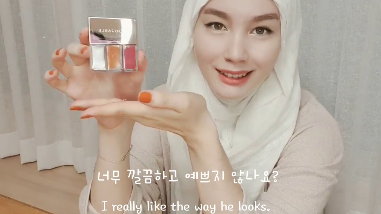 Nail polish for Muslim YouTube