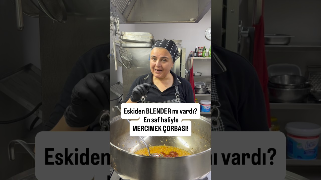 Eskiden BLENDER mı vardı? En saf haliyle MERCIMEK ÇORBASI ! Eskiden BLENDER mı vardı? En saf haliyle MERCIMEK ÇORBASI !