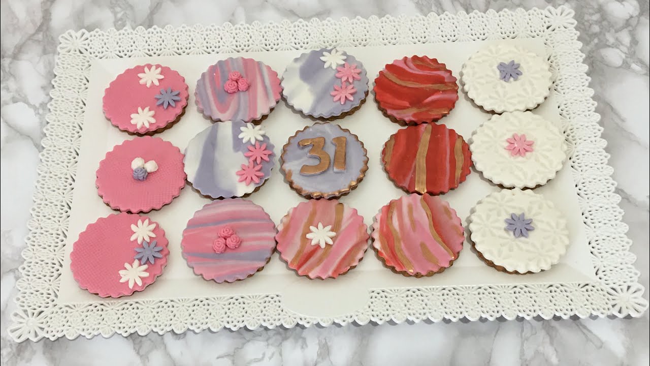 تزيين كوكيز بعجينة السكر بطريقة سهلة