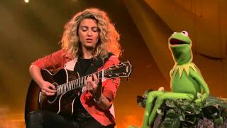 Tori Kelly and Kermit the Frog Sing "Rainbow Connection" - Disneyland 60 Sneak Peek