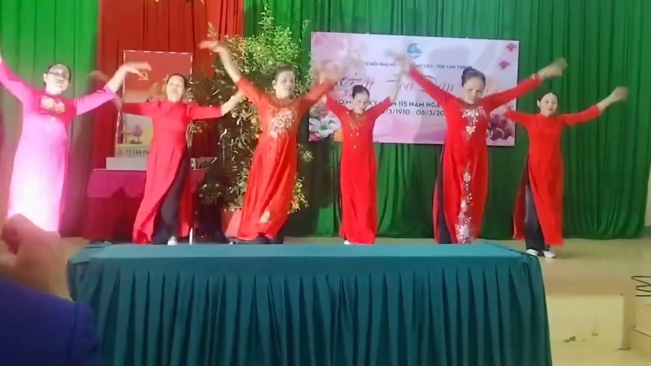 Nhảy dân vũ văn nghệ