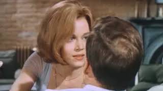 Sunday In New York (1963) trailer