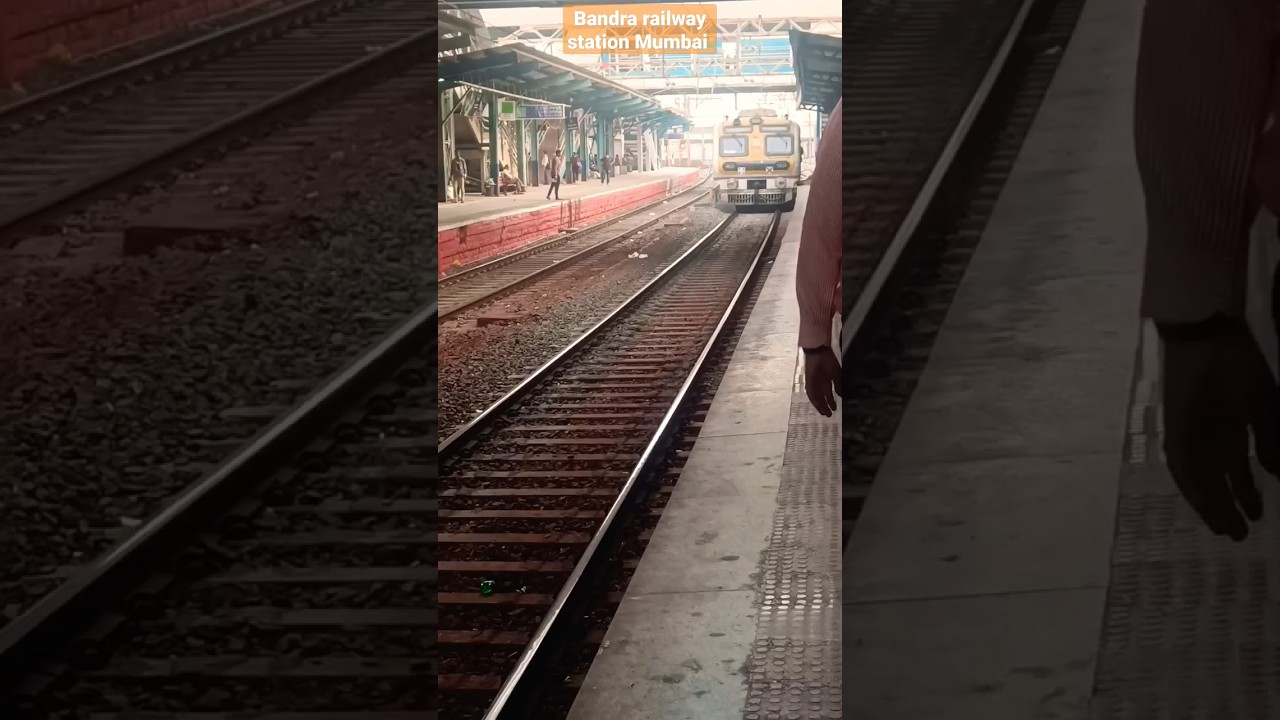 Bandra Station Mumbai 🚉 