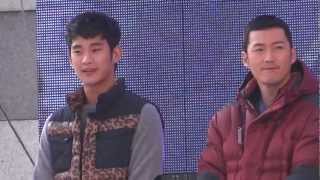 A Walk With The Stars Kim Soo Hyun Jang Hyuk And Zea