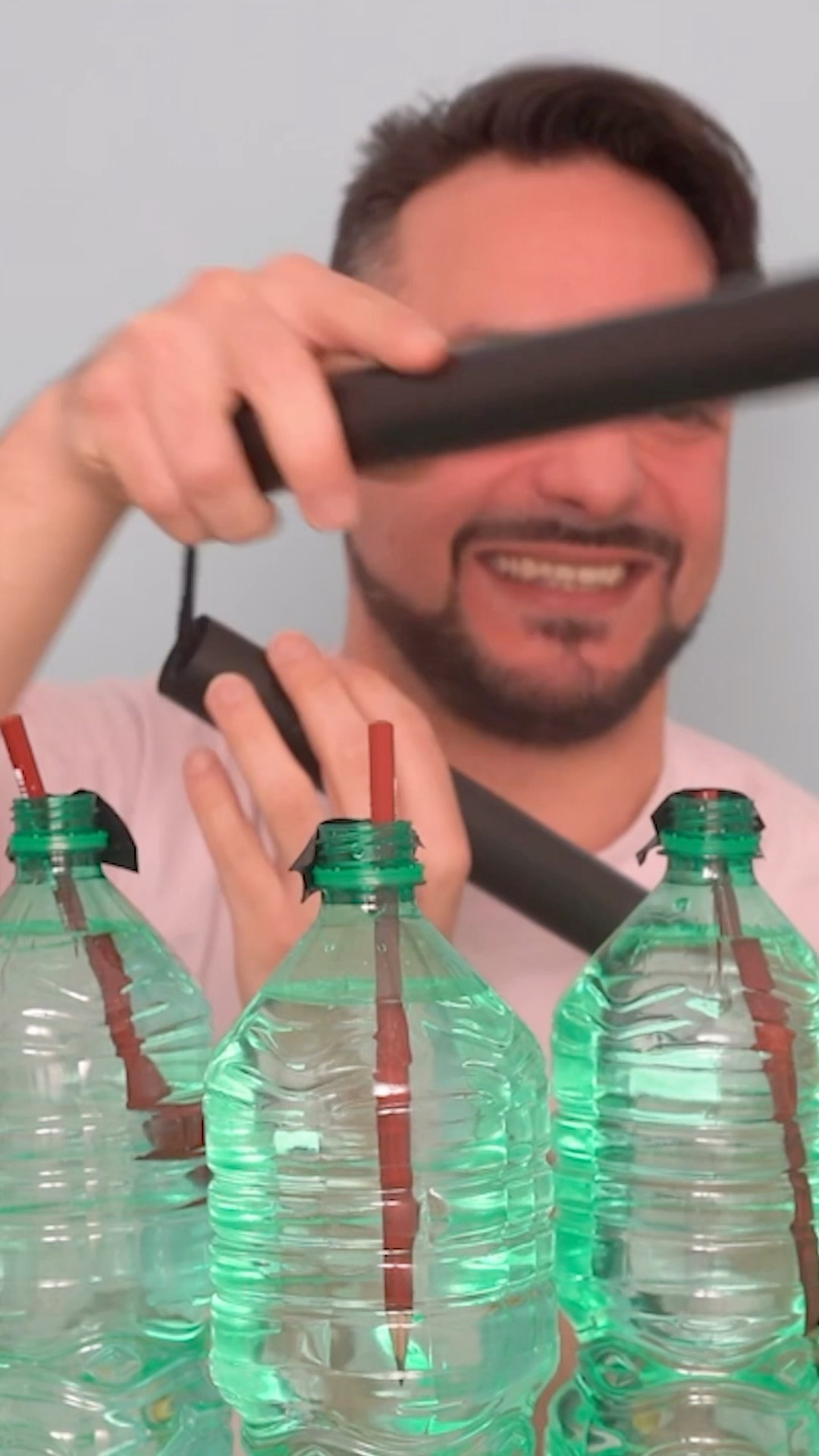 Manuel vincerà questa sfida? ? #challenge #sfida #giochidisocietà #amici #giocare #videodivertenti