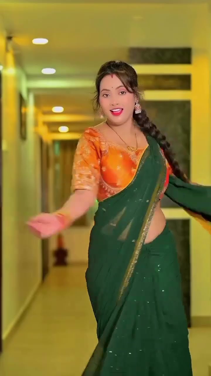 #Ritesh Pandey ⚫कमर ⚫Kamar⚫ #रितेश पांडे ⚫Feat : Anisha Pandey ⚫Bhojpuri New Song 2025