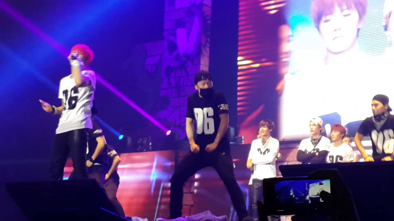 [FANCAM] BTS JUMP + ATTACK ON BANGTAN TRB IN MNL
