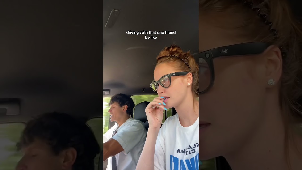 The way he turned to me after like “hi baby what’s up” hahahaha