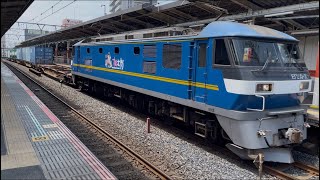 JR貨物EF210形300番台327号機 [吹] +コキ17両が南浦和駅6番線を通過するシーン (4095レ) 2026.7.30