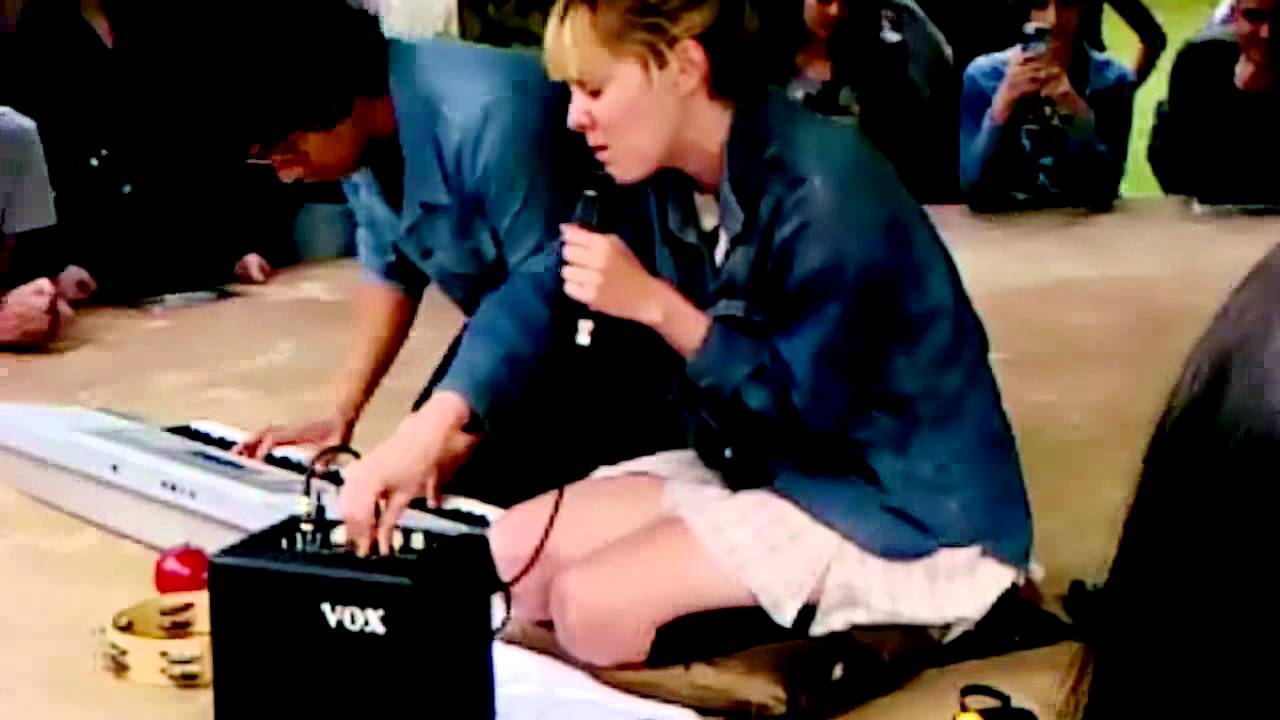 Jena Malone / The Shoe - (01/06/2014) Brasil, Apresentação no Parque Ibirapuera